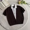 Camiseta de Punto Manga Corta con Cuello Falso de Dos Piezas para Hombres y Mujeres, Bloques de Color de Verano, Estilo Lujo Ligero Old Money, Top Casual para el Trabajo
