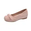 Bailarinas retro francesas con lazo para mujer, nuevo estilo primavera/verano 2026, zapatos planos de corte bajo para combinar con faldas, zapatos de abuela.