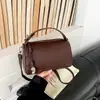 Colección de otoño 2026 transfronteriza: bolso tipo almohada retro de Boston, un bolso de hombro de nicho, minimalista y versátil para el día a día