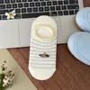 Calcetines finos de verano para mujer tipo mocasín con silicona antideslizante en el talón, calcetines de corte bajo con estampado de cachorros azules de dibujos animados, calcetines invisibles con lunares lindos