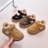 Nuevas Zapatillas Casuales de Terciopelo para Invierno 2025 para Niños y Niñas, Zapatos de Algodón Cálidos de Moda, Zapatos Versátiles para Niños, Estilo Caliente Transfronterizo