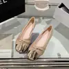 Mocassins baixos de calçar fácil com bico quadrado, estilo fada, macios e elegantes, sapatos femininos de corte baixo com sola macia
