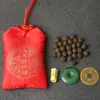 Precio de Fábrica Al Por Mayor Bolsita de Bendición Tai Sui de Madera de Águila Colgante para Bolsos Pastillas de Madera de Águila Incorporadas Monedas de Cobre