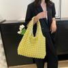 Bolso de burbujas de gran capacidad para mujer 2024 Nuevo Bolso de hombro de Moda verano textura color de contraste viajero portátil bolso tote