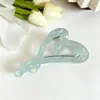 Presilha de Cabelo Elegante em Formato de Coração de Cristal para Mulheres, Novo Modelo 2026, Prendedor Grande de Alta Qualidade para Penteados Presos na Parte de Trás da Cabeça, Acessório de Cabelo com Presilha de Tubarão