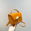 Bolso de Moda Pequeño Crowdsourcing para Mujer 2024 Otoño Nuevo Color Sólido Combinable Bolso Cuadrado Pequeño Alto Valor de Color Cuero Patentado Hombro Crossbody
