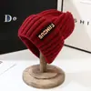 Chapéu de Tricô Versátil Moda Estilo Coreano Outono e Inverno Feminino, Gorro Quente Tendência de Inverno Protetor de Orelhas para Homens