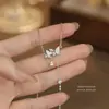 Collar de plata de ley S925 con borla de mariposa para mujer, diseño único con incrustaciones de circonita, cadena de clavícula ajustable