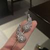 Nuevo Anillo de Pluma de Diseño Personalizado de Moda y Gama Alta, Exquisito Collar Completamente de Diamantes, Pendientes y Juego de Tres Piezas de Joyería