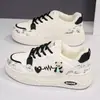 Sapatos Brancos Femininos 2026 Outono Inverno Novo Com Pelúcia Versátil Estudante Casual Esportivo Nicho Fofos Tênis de Skate P308-1
