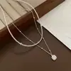 Collar de Lujo Ligero con Incrustaciones de Diamantes, con un Toque de Alta Gama, Cadena de Clavícula de Nicho, Versátil para Reuniones, Exquisita y Sofisticada Cadena para el Cuello