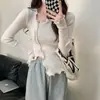 Camiseta base con borde de volantes para mujer, suéter de punto para otoño e invierno, diseño elegante, capa interior de moda, top ajustado para chicas a la moda en otoño e invierno