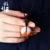 Pingente de Jade Dourado Natural de Xinjiang Jade Hetian Gota d'Água Fivela de Segurança Pingente de Jade Branco Colar para Suéter para Homens e Mulheres