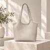 Coleção nova de 2026: Bolsa tote de couro bovino de primeira camada, bolsa de ombro casual em couro macio, simples e versátil, bolsa de mão feminina em couro genuíno