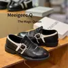 Versão em Couro Macio~Sapatos Brogue Florais em Couro para Mulheres, Couro de Cavalo, Estilo Britânico, Retrô, Bico Redondo, Salto Grosso, Sapatos Monk com Franjas