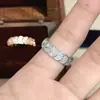 Anillo Geométrico Abierto de Moneda de Cobre con Circonita Minimalista Europeo y Americano, Accesorio Versátil de Alto Lujo de Nicho para el Viaje Diario