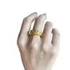 Joyería Chapada en Oro con Pedrería, Diseño Floral, Anillo Ajustable, Lujo Ligero, Anillo Pequeño de Flor de Oro Imitación de Alta Gama, Accesorio de Anillo para Mujer