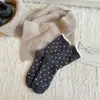 Meias de Veludo Australiano Outono e Inverno para Crianças Quentes Armazenamento de Calor Espessadas Meias de Casa Fofas Meias de Comprimento Médio com Bolinhas Onduladas Meias Peludas
