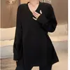 Camiseta Blanca Elegante de Algodón Puro Hilo Doble, Talla Grande, Manga Larga, Cuello en V, para Primavera y Otoño, Corte Holgado, Ceñida a la Cintura, Adelgazante, Top Casual de Longitud Media