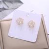 Pendientes de moda sencillos y elegantes, pendientes de flores de plantas, estilo coreano, pendientes de flores pequeñas de doble capa con microincrustaciones frescas, venta al por mayor