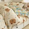 Set de cuatro piezas de algodón de dibujos animados Algodón Ropa de cama linda para niños Dormitorio de estudiantes Funda de edredón Sábana Bajera Juego de tres piezas Grasa de cama