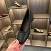 Nuevos zapatos planos de piel suave con punta cuadrada, estilo retro, zapatos de mujer 2026, boca poco profunda, ligeros, zapatos de piel con suela blanda, cómodos para primavera y otoño, adecuados para madres