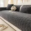 Almofada de Sofá Outono e Inverno Pelúcia 2026 Novo Modelo Moderno Simples Quente Capa de Sofá Fixa Antiderrapante Anti-Arranhão de Gato Encosto
