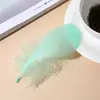 Atacado de fábrica DIY cor pena alta qualidade pena de ganso joia flutuante pena bola ondulada material de enchimento de pena