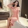 Vestido Sexy de Banquete con Cuello Francés de una Línea para Mujer Nuevo de Celebridad Plisado Elegante Vestido de Fiesta Transfronterizo