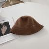 Sombrero de pescador pequeño de red metálica de diseño estándar cara de celebridad de internet femenino Corea del Sur tejido de lana sombrero de cubo invierno cálido orejeras