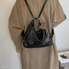 Mochila de lujo ligera para mujer, bolso de doble hombro de gran capacidad, nuevo modelo 2026, de mano, cruzado, otoño, simple, de un solo hombro, para ir al trabajo