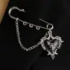 Broche Europeu e Americano Transfronteiriço de Joias em Formato de Coração Estrela Estrela de Quatro Pontas Corrente com Franja Acessório de Roupa para Mulheres Moda de Luxo Leve Acessório de Alfinete
