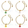 Pulsera Nudosa de Acero Inoxidable Chapado en Oro de 18 Quilates con Colgante de Letra Redondo de Colores Estilo Dulce y Fresco Personalizado Europeo y Americano Joyería para Manos Dopamina