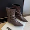 Botines vaqueros de punta fina estilo retro 2026, botines cortos para mujer, colección otoño/invierno, con diseño de hebilla de cinturón, un look único y elegante, y tacón grueso, perfectos para combinar con pantalones