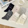 Calcetines de Punto Fair Isle de Longitud Media para Mujer, Estilo Nuevo Otoño e Invierno, Calcetines de Algodón Blancos con Lazo de Corazón y Rizo, Estilo Coreano con Zapatos y Calcetines Birkenstock