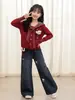 Colección de otoño nueva y súper popular para niñas 2026: conjunto de cárdigan tejido para niñas, atuendo de otoño elegante y moderno para niñas mayores, incluye jeans