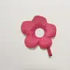 Encaje Bordado Relleno de Algodón Accesorios con Colgante de Flor Bordada con Correa Funda para Teléfono Móvil Llavero Accesorios DIY Venta al por Mayor