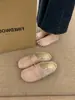 Medias Pantuflas Cerradas para Mujer, Nuevo Estilo Primavera 2025, Versátiles de Punta Redonda Retro, Suela Gruesa, Piel Suave, Zapatos Birkenstock