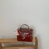 Bolsa de Maquillaje con Cadena de Patrón de Diamantes Rosas para Mujer, Lindo Colgante de Peluche de Hello Kitty, Bolso Cruzado de un Solo Hombro, Moderno y Portátil