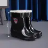 Botas de chuva: antiderrapante, resistente a óleo, resistente ao desgaste, de cano alto, moderno, resistente a odores, à prova d'água, espesso, leve, resistente à água e resistente a manchas, proporcionando calor