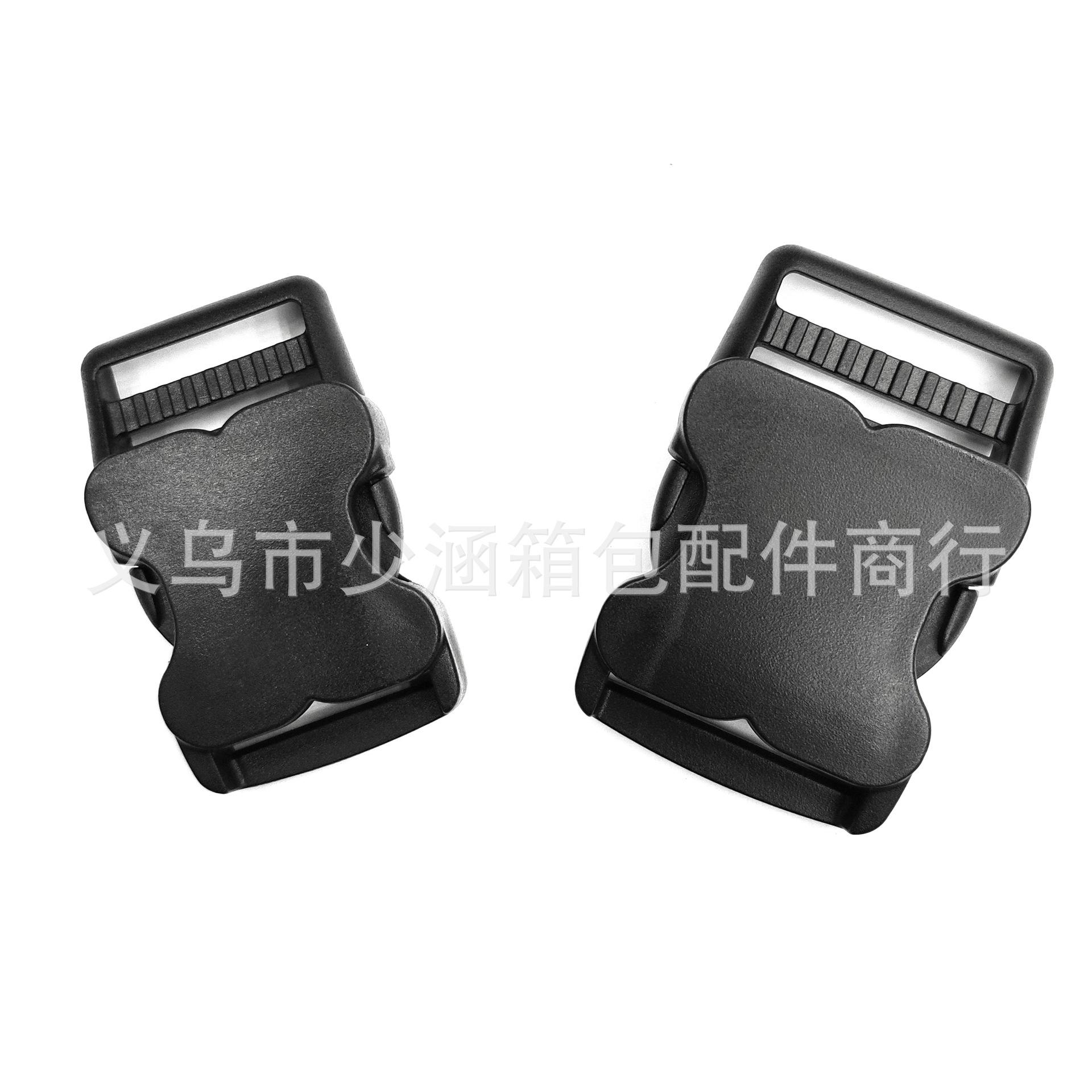 塑料宠物牵引绳插扣