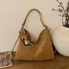 Bolso Tote Estilo Retro para Mujer 2025 Invierno Nueva Moda Gran Capacidad para Viajar de Commute de Aspecto Elegante Bolso de Ocio a la Moda