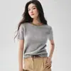 Novo top de malha curto de cashmere liso para outono/inverno com gola cravejada de diamantes, um top de malha moderno e versátil