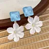 Pendientes Cuadrados Azules con Flores Estilo Francés 2026 Nuevo Modelo Popular con Diseño de Alta Gama y Dulzura Super Etérea Pendientes de Botón