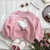 Sudadera de felpa con estampado de dibujos animados para niñas, un nuevo y elegante top de otoño/invierno para bebés
