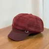 Chapéu octogonal xadrez retrô estilo japonês com aba de couro, tecido de lã espessa, versátil para outono e inverno, faz o rosto parecer menor, chapéu de pintor, boina quente