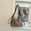Mochila Nova Retro Outono 2026 Bolsa Tote Fashion para o Dia a Dia Bolsa de Mão Casual de Alta Qualidade Grande Capacidade Tendência