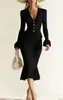 Vestido Longo Feminino Europeu e Americano Transfronteiriço com Decote em V Sexy Emagrecedor de Manga Longa Novo Estilo Elegante Justo ao Corpo Cauda de Peixe Longo