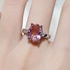 Productos de fábrica originales anillo de cristal rosa Morgan imitación anillo de diamante rosa chapado en PT950 Europa y Estados Unidos anillo de diamante de propuesta para pareja de lujo bajo
