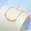 Nuevo Collar de Acero de Titanio para Mujer Lujo Ligero Temperamento Letra Perla Gargantilla Vintage Moda Colgante Cadena Clavícula Colección al por Mayor